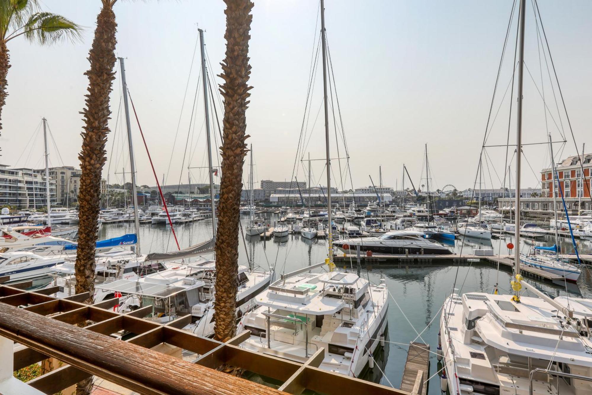 African Elite Waterfront Kapstaden Eksteriør billede